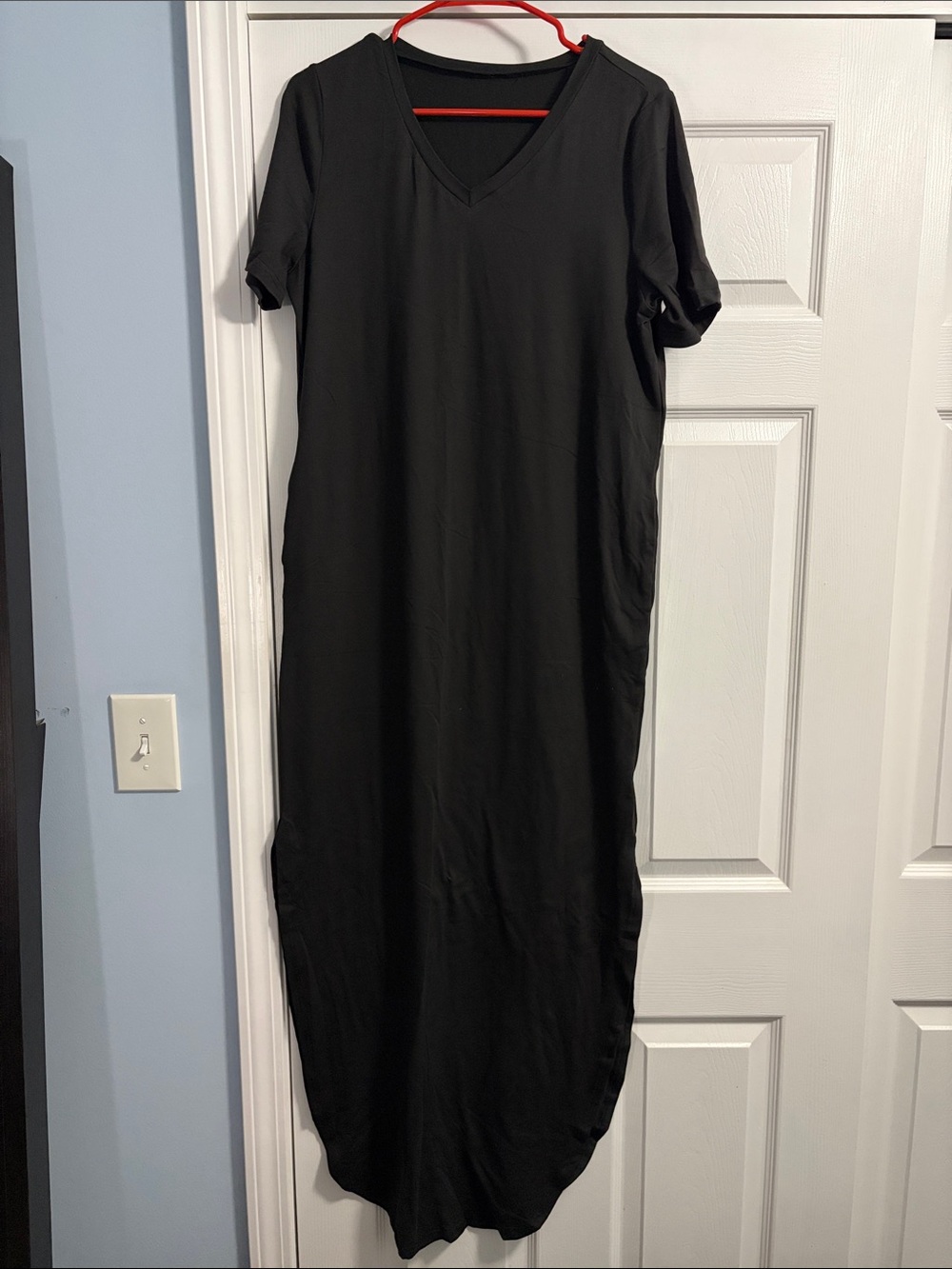 SHEIN Black V-Neck Short Sleeve Maxi Dress